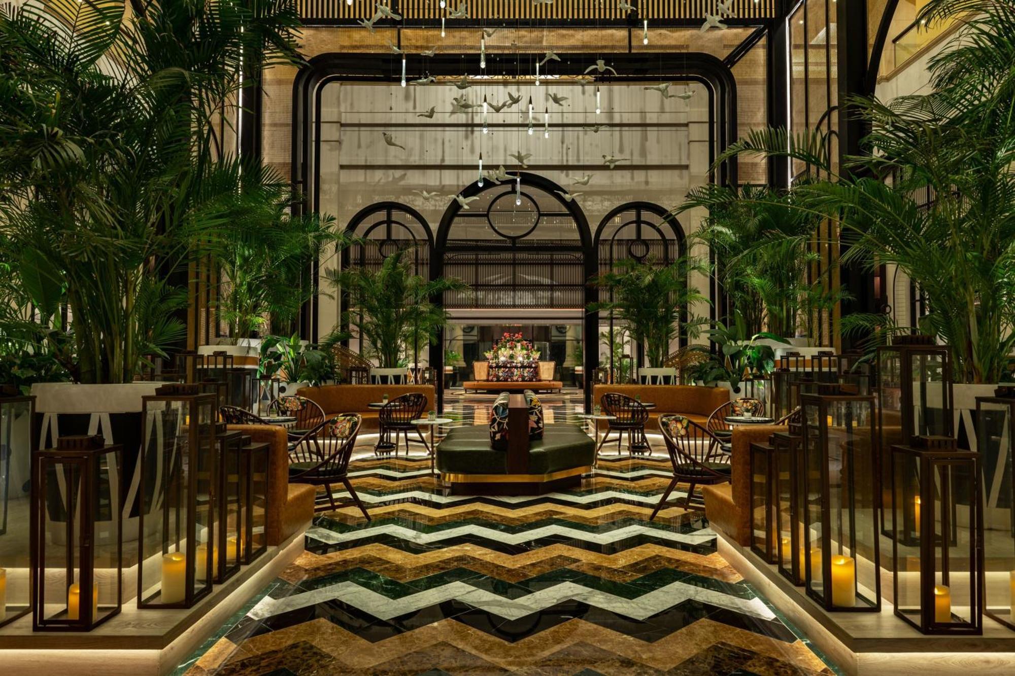 The Westin Dubai Mina Seyahi Beach Resort And Waterpark Exterior photo The lobby of the hotel