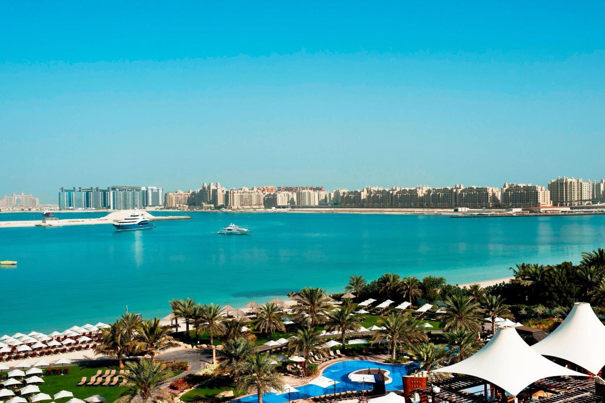 The Westin Dubai Mina Seyahi Beach Resort And Waterpark Exterior photo Dubai Marina skyline